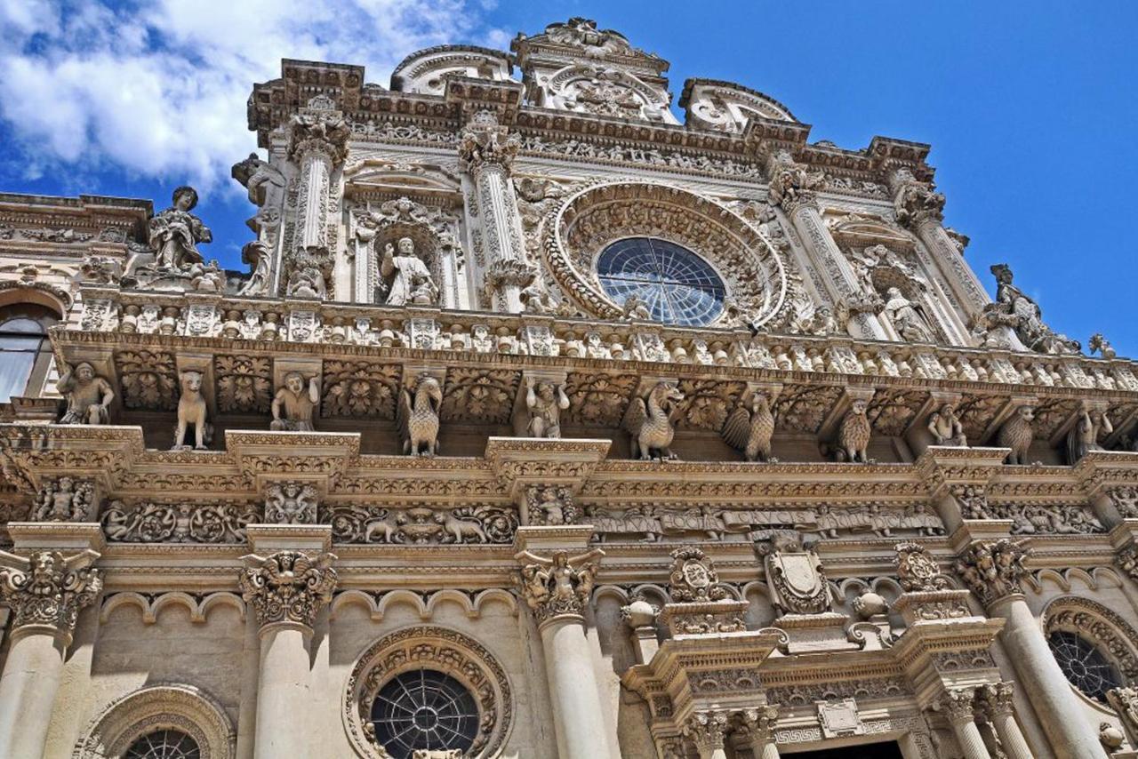 Ferrante D'Aragona Rooms Lecce Exterior photo